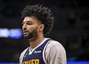 高开低走！贾马尔-穆雷19中9拿到21分8板8助3帽 首节独得12分