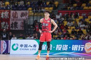 NBL—CBA—国家队！广州新秀球员李祥波一年之内实现了三级跳